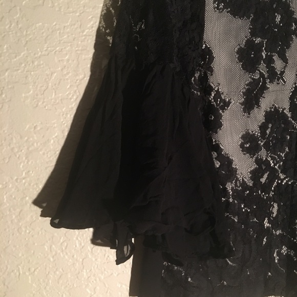 Black and white flowy lace top; size L; - Picture 2 of 8